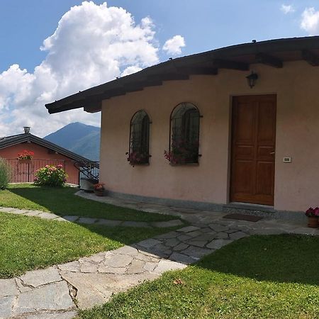 The Balcony On The Lake Dizzasco Exterior photo
